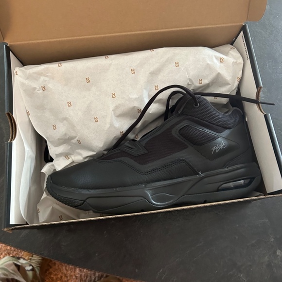 Jordan stay loyal 3 main image 5